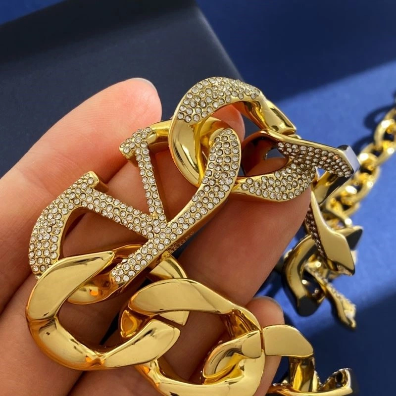 NewStyle Valentino Necklaces 208401