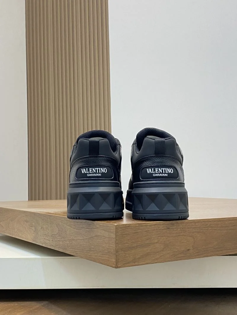 Valentino One Stud Shoes Classic 36947