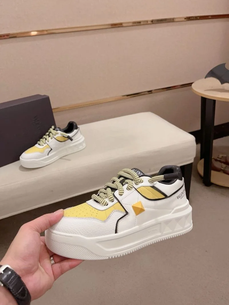 GoodFit Valentino One Stud Shoes 36933