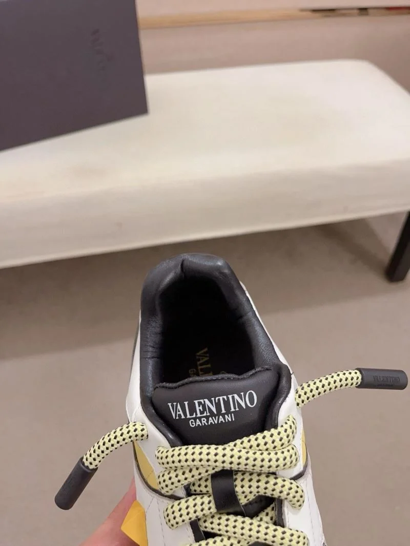 GoodFit Valentino One Stud Shoes 36933