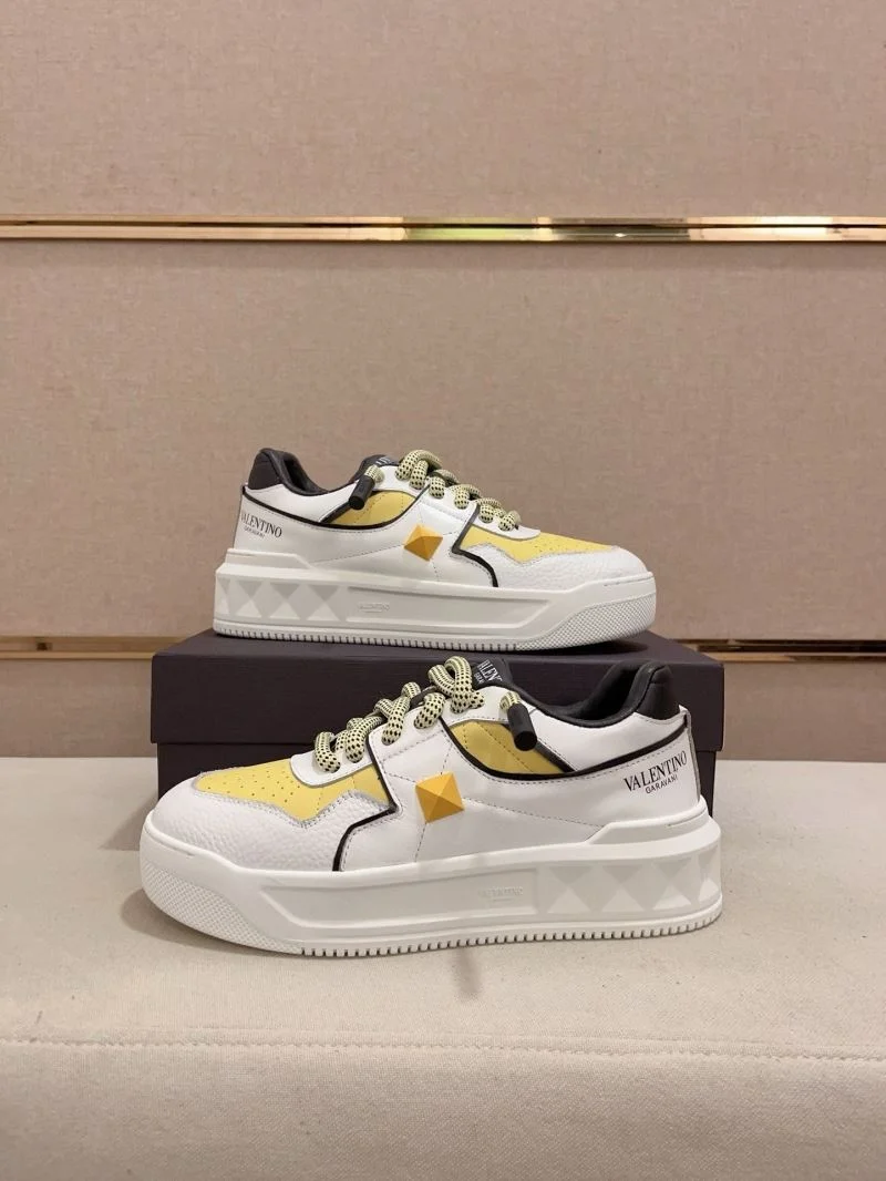 GoodFit Valentino One Stud Shoes 36933