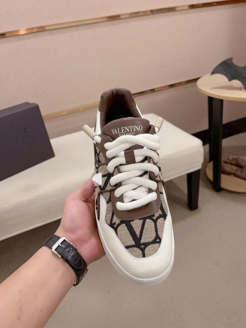Packable Valentino One Stud Shoes 36931