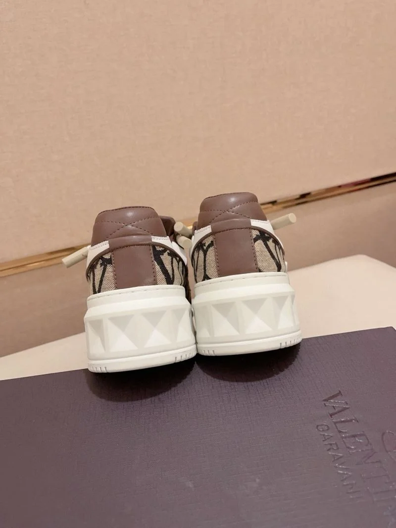 Packable Valentino One Stud Shoes 36931