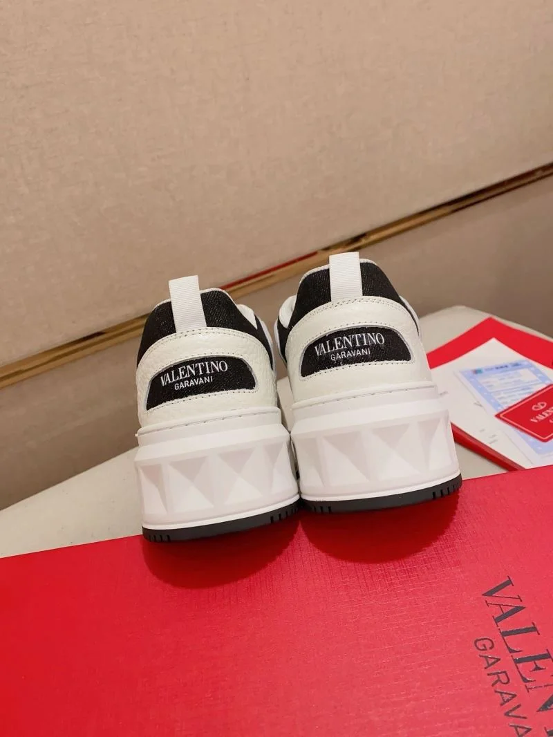 Valentino One Stud Shoes Timeless 36926