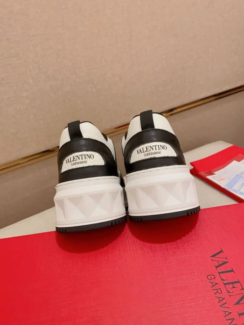 HighPerformance Valentino One Stud Shoes 36920