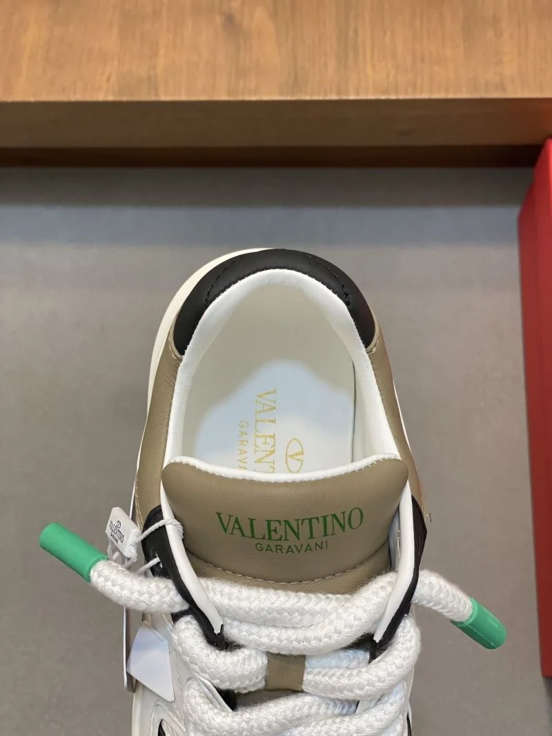 Tailored Valentino One Stud Shoes 36916