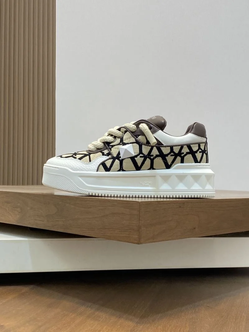 EasyMatch Valentino One Stud Shoes 36904