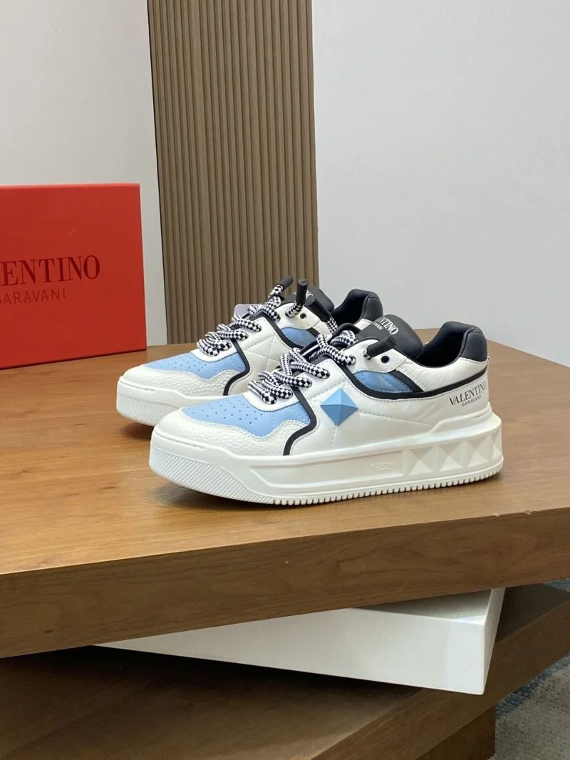 Valentino One Stud Shoes Classic 36923