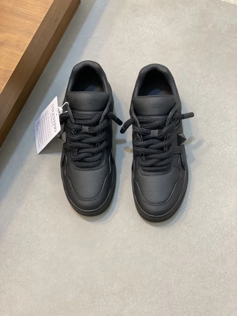 RelaxedFit Valentino One Stud Shoes 36917