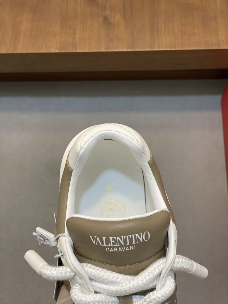Colorful Valentino One Stud Shoes 36913