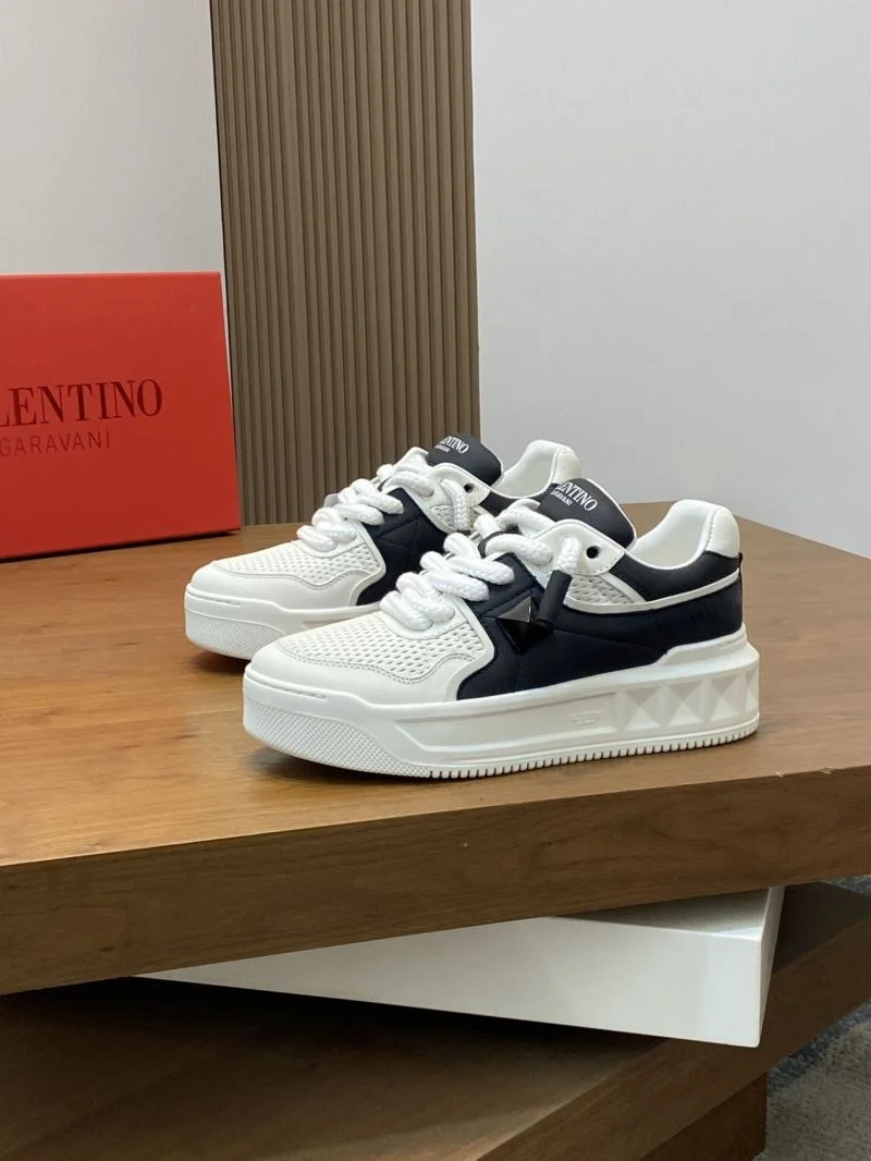 ModernLook Valentino One Stud Shoes 36901