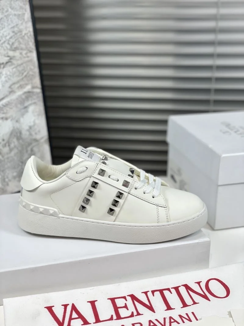 Refined Valentino Open Shoes 36414