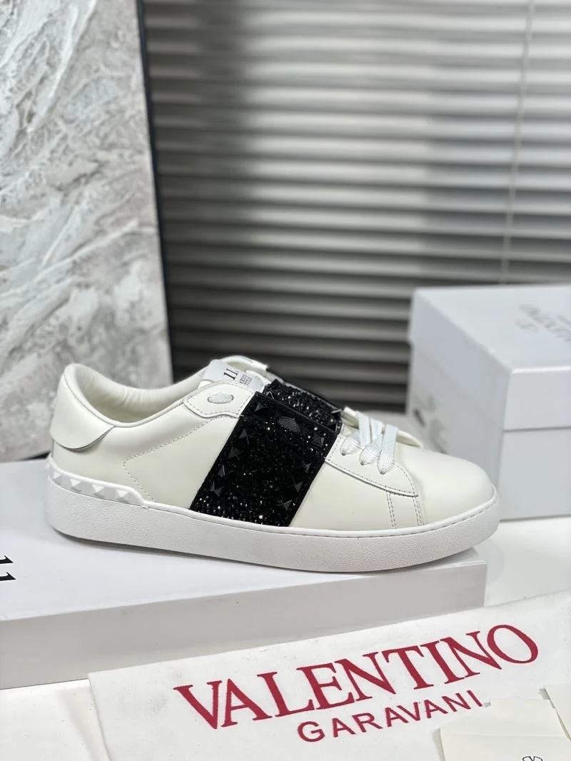 Attractive Valentino Open Shoes 36421