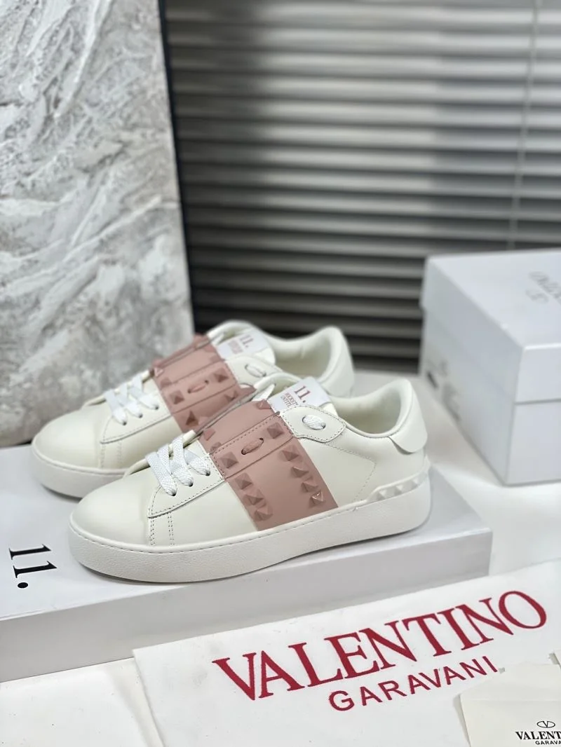 Classic Valentino Open Shoes 36412