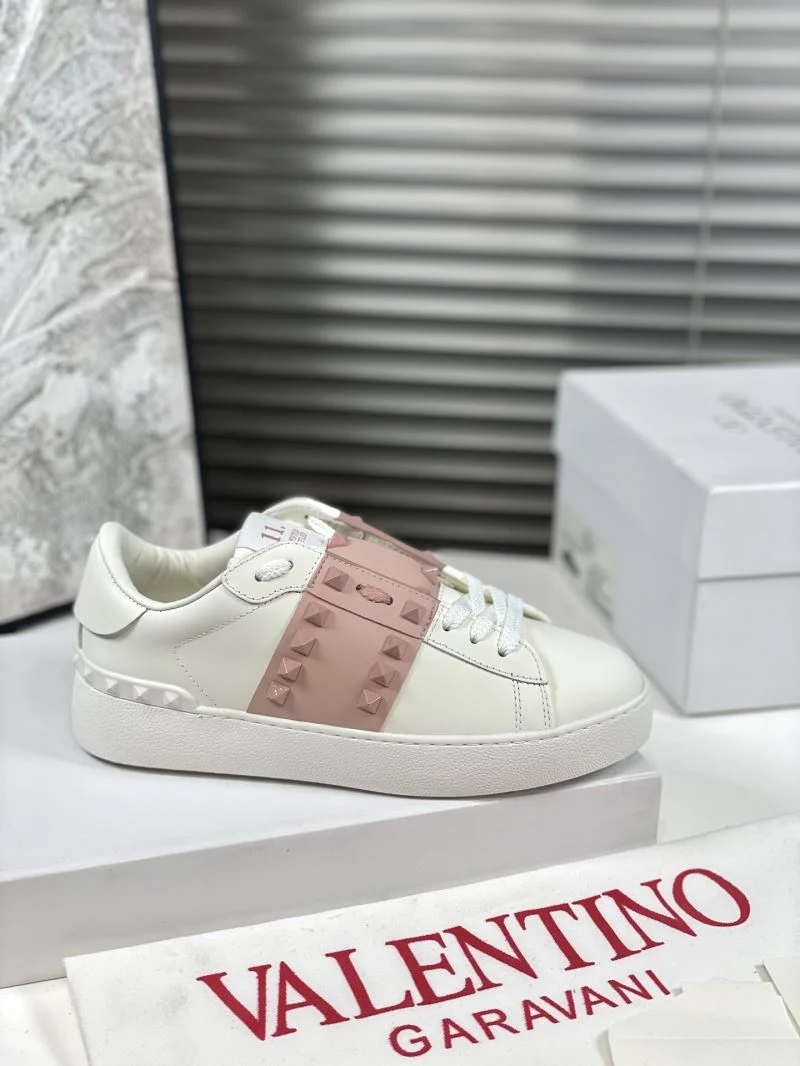 Classic Valentino Open Shoes 36412