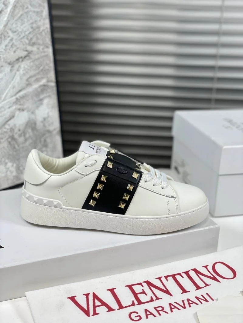 EyeCatching Valentino Open Shoes 36418