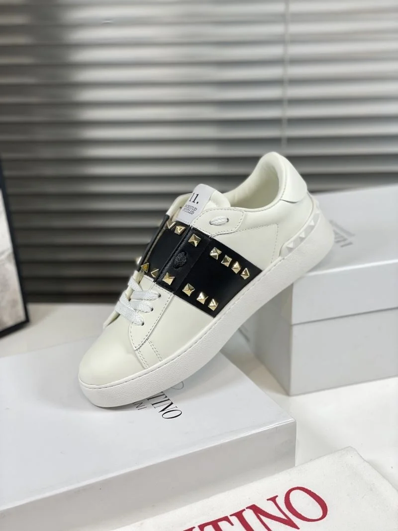 EyeCatching Valentino Open Shoes 36418