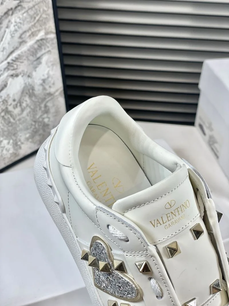 Unisex Valentino Open Shoes 36394