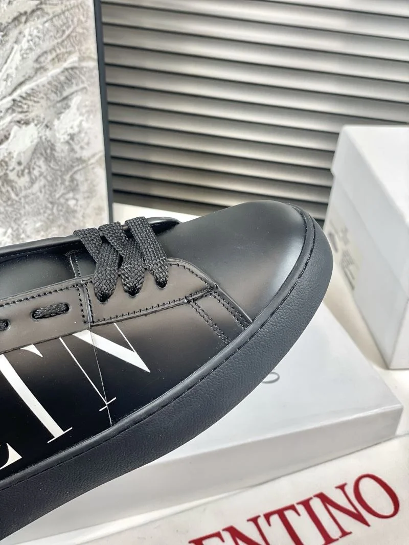 Casual Valentino Open Shoes 36388