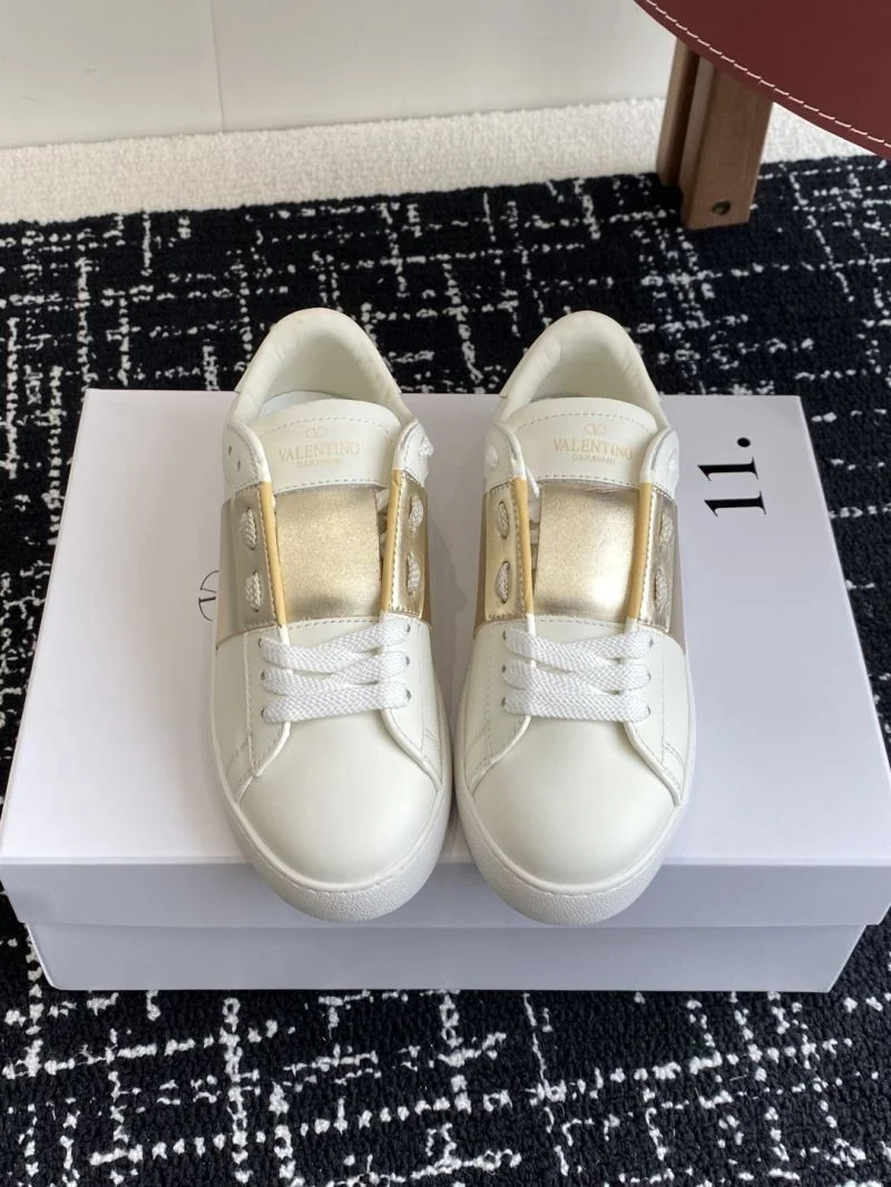 Lightweight Valentino Open Shoes 36149