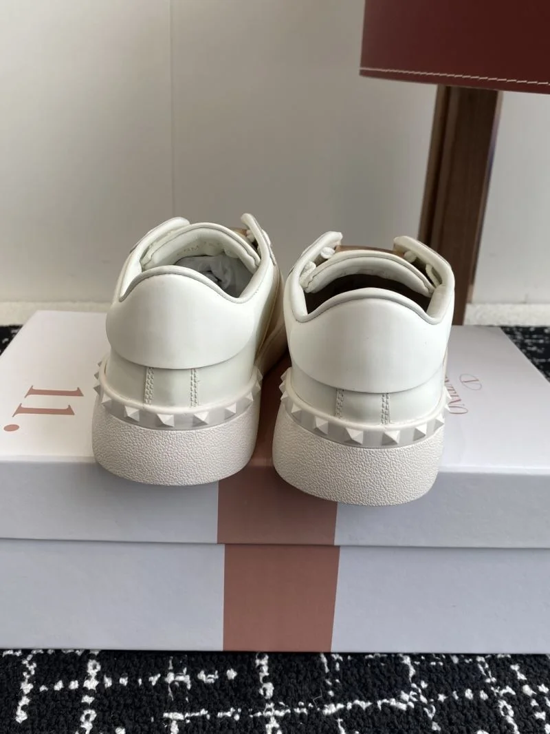 Lightweight Valentino Open Shoes 36149