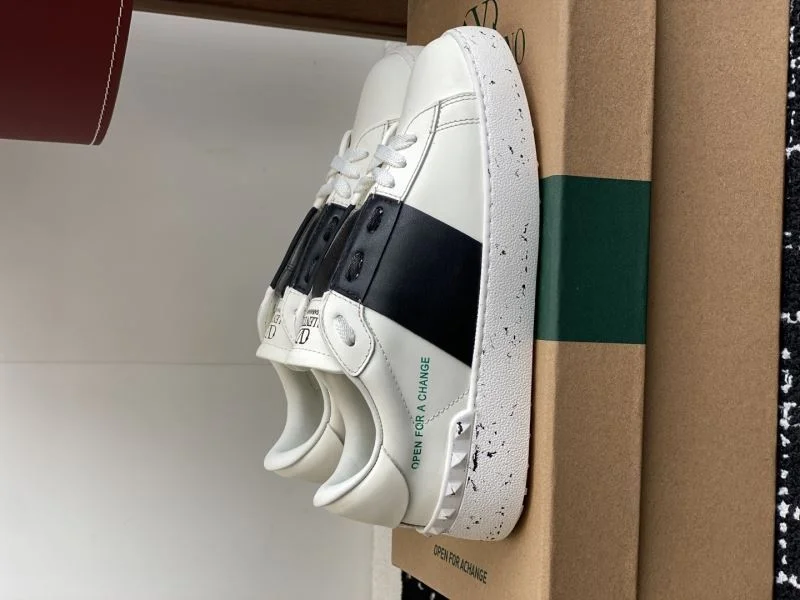 Valentino Open Shoes Breathable 36147