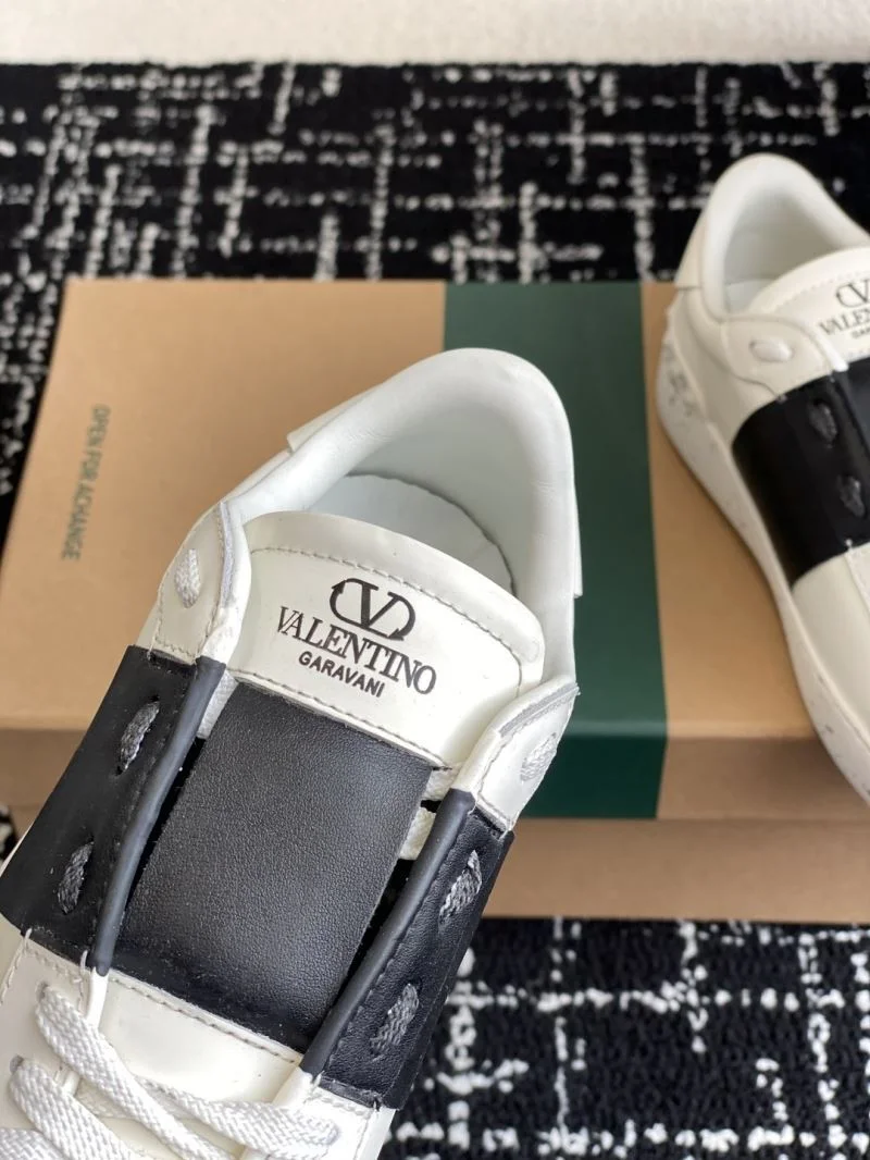 Valentino Open Shoes Breathable 36147