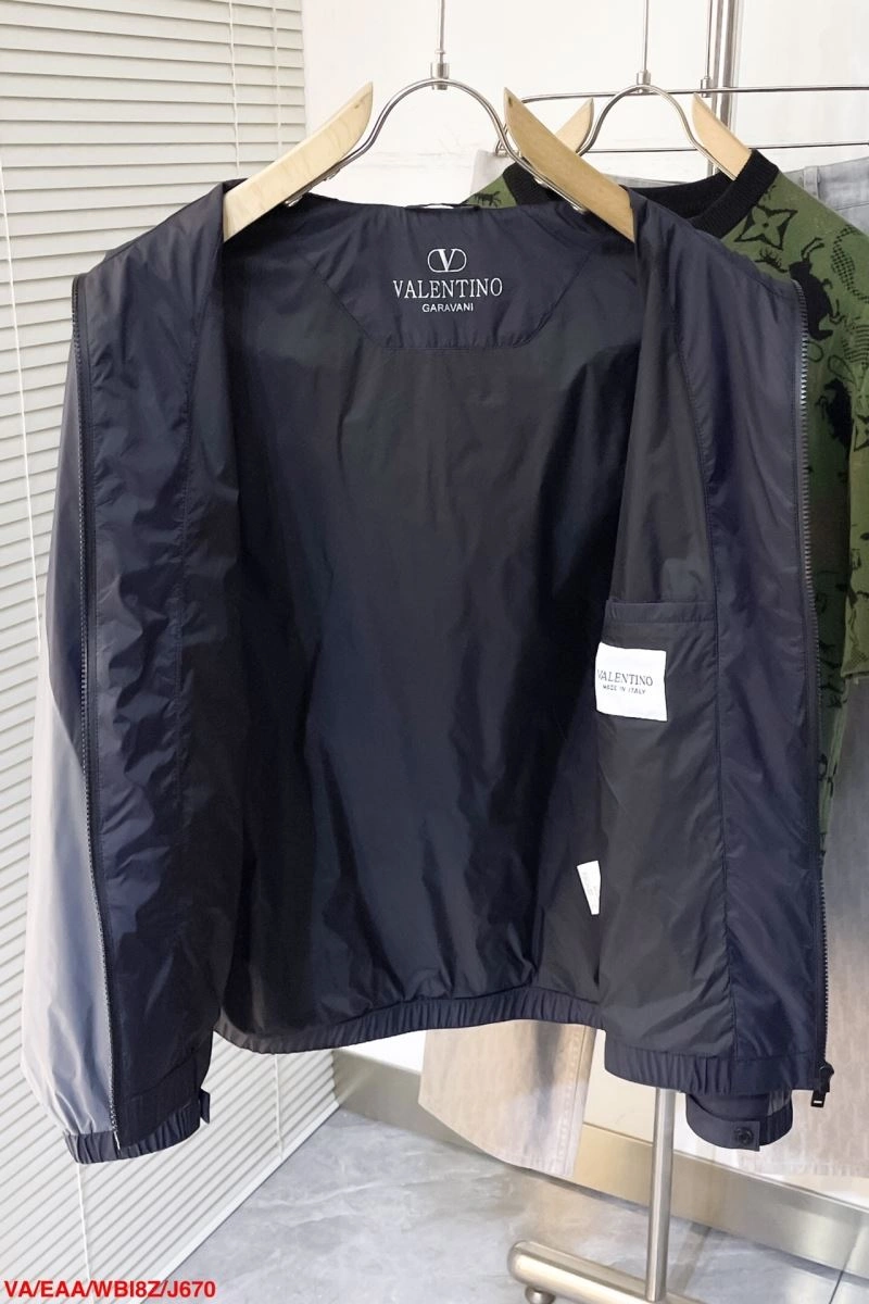 Bold Valentino Outwear 175005