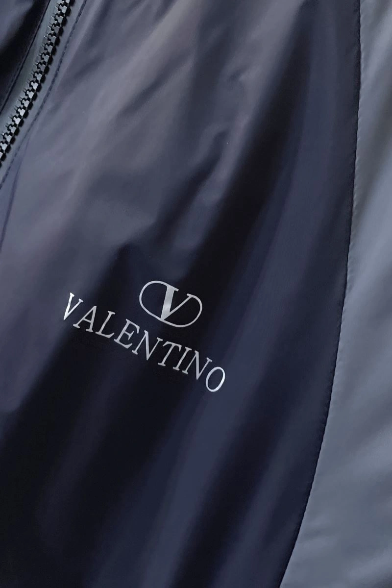 Bold Valentino Outwear 175005