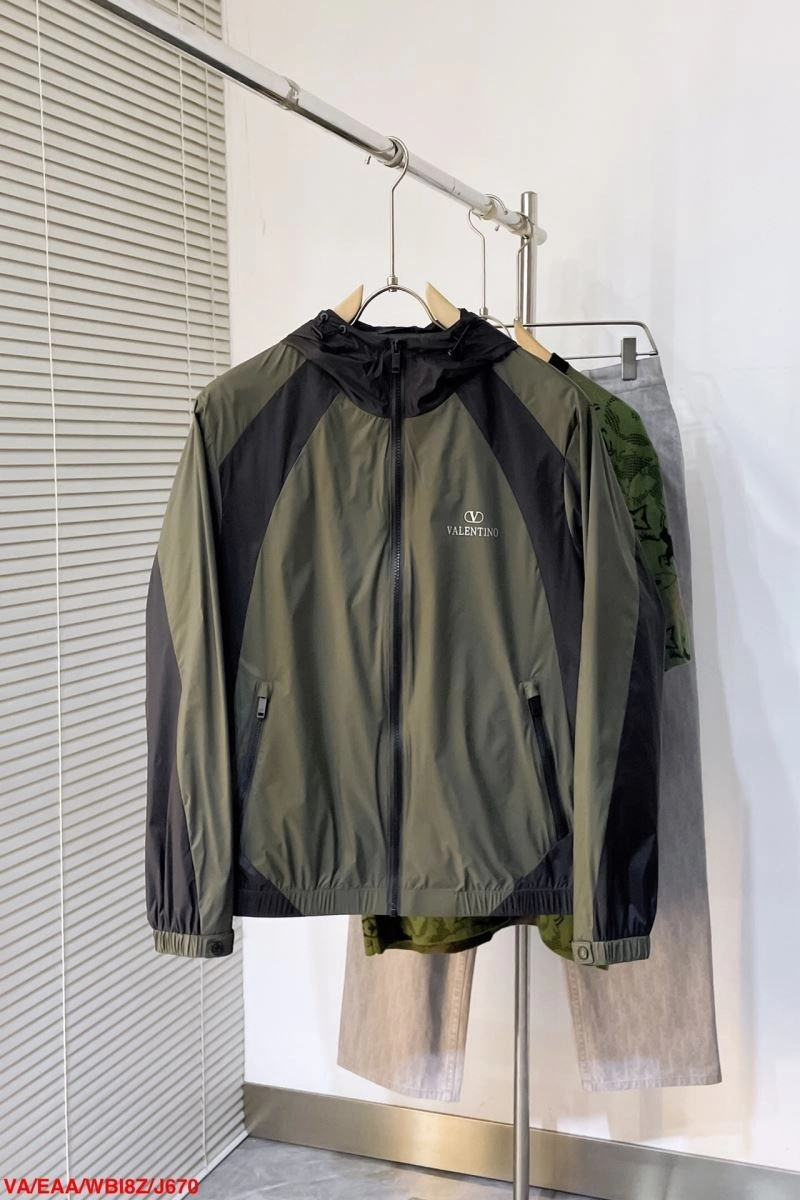 Valentino Outwear Durable 175026