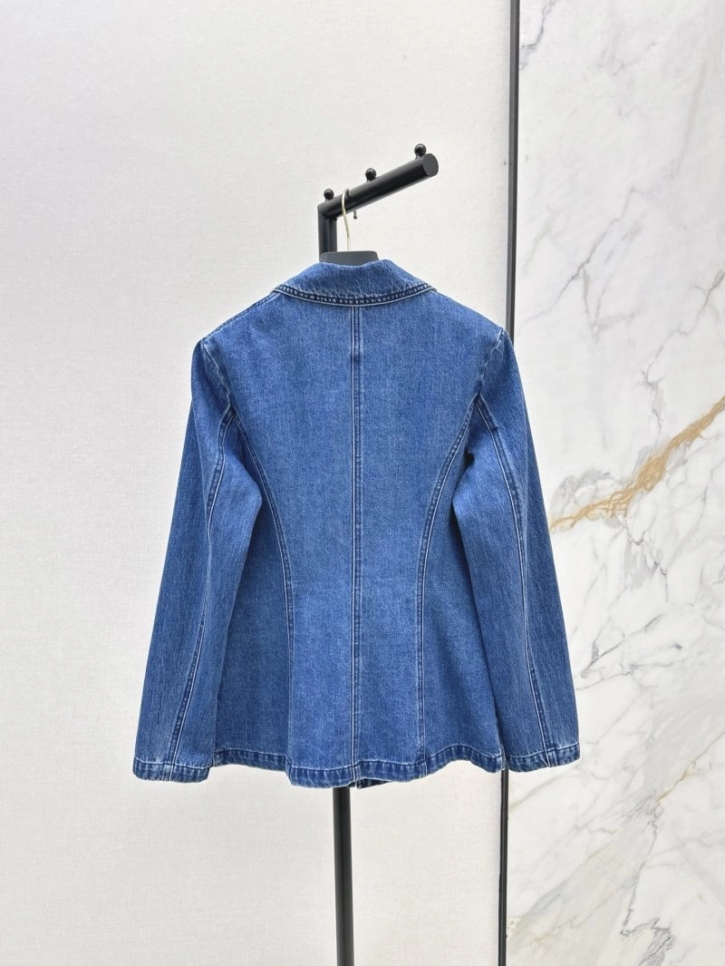 Valentino Outwear Sleek 174213