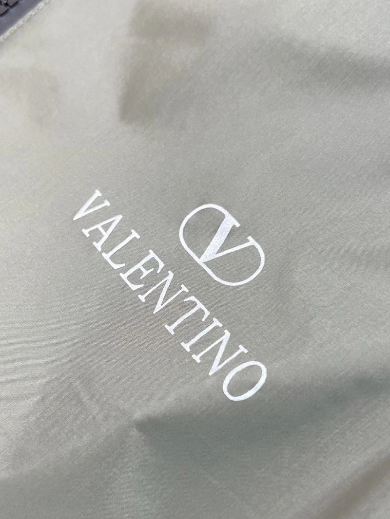 Flexible Valentino Outwear 174833