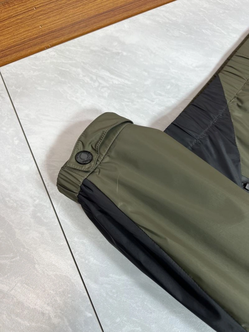 Flexible Valentino Outwear 174833