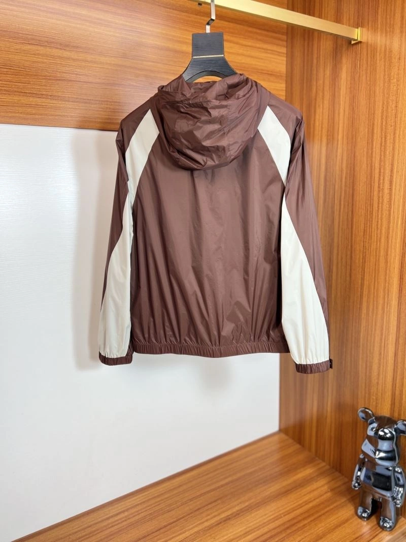 Cozy Valentino Outwear 174834