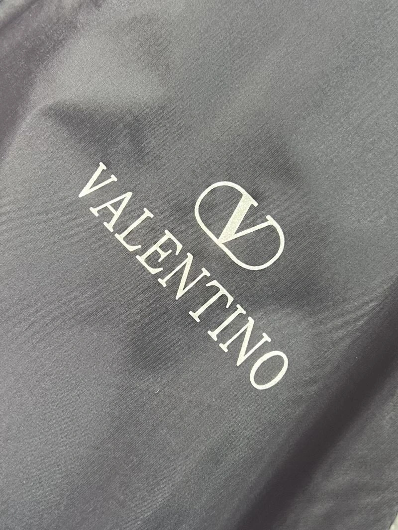HighQuality Valentino Outwear 174832