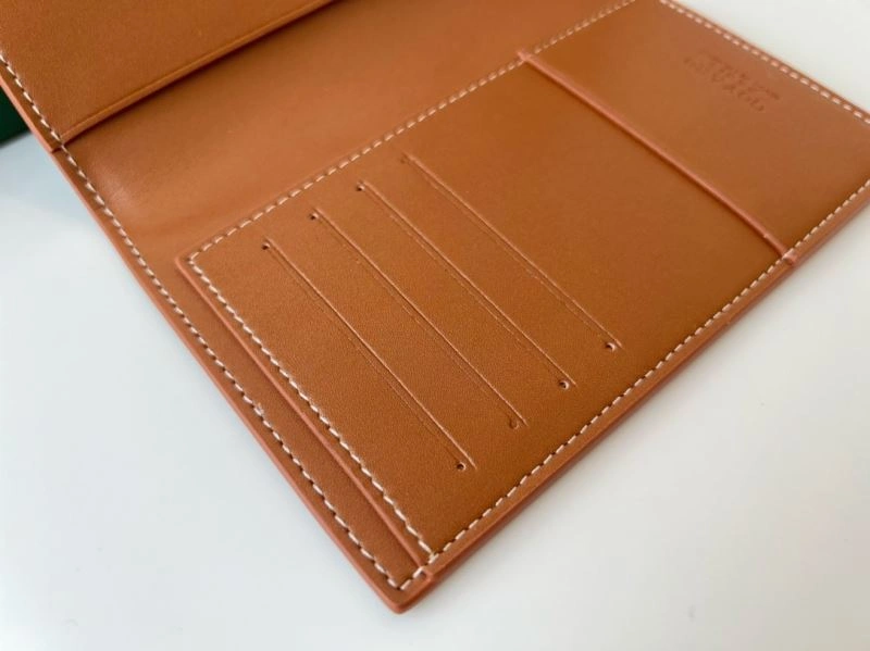 Valentino Passport Holders DailyWear 270509