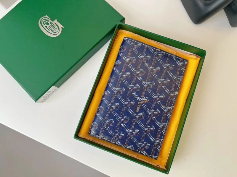 Classic Valentino Passport Holders 270507