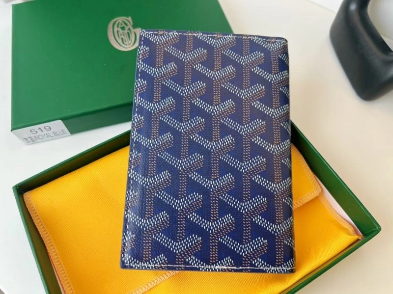 Classic Valentino Passport Holders 270507