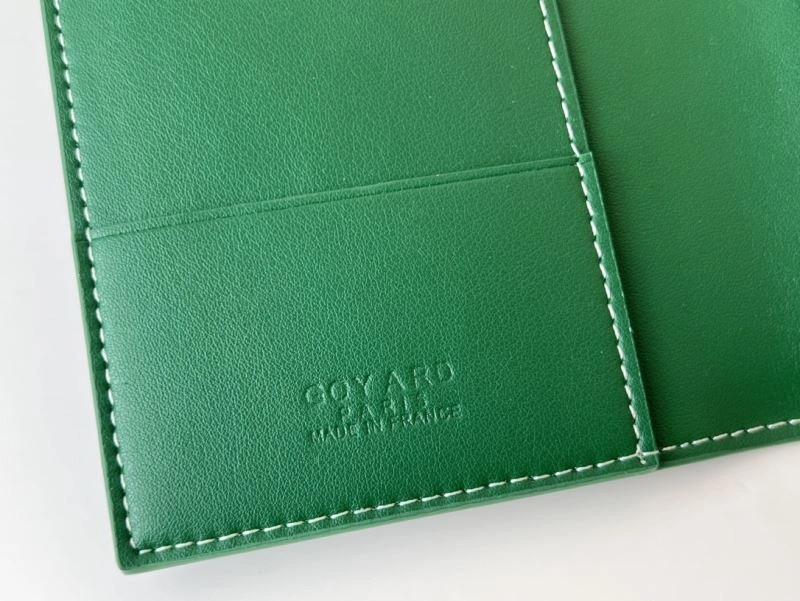 OnTrend Valentino Passport Holders 270397