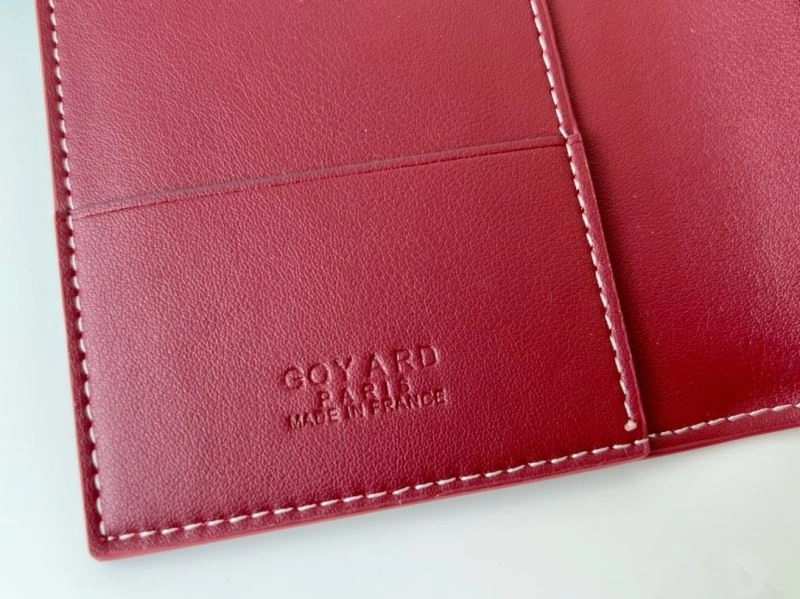 Comfortable Valentino Passport Holders 270502
