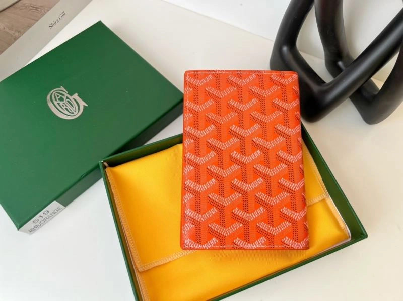 Valentino Passport Holders HighPerformance 270395