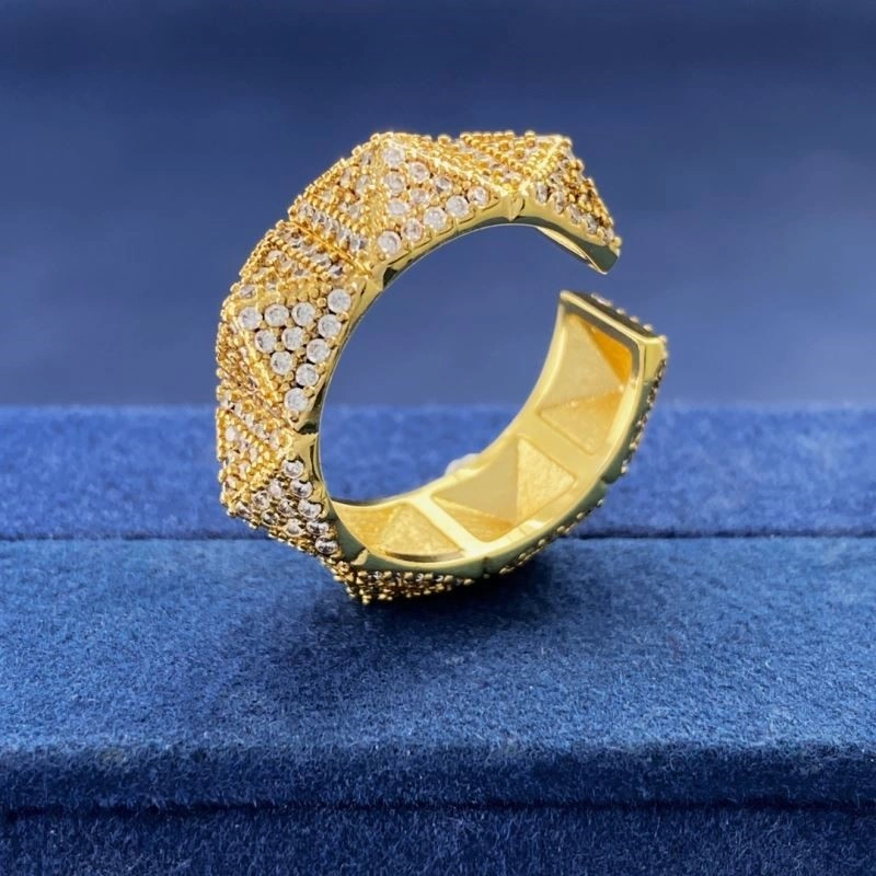 Modern Valentino Rings 210313