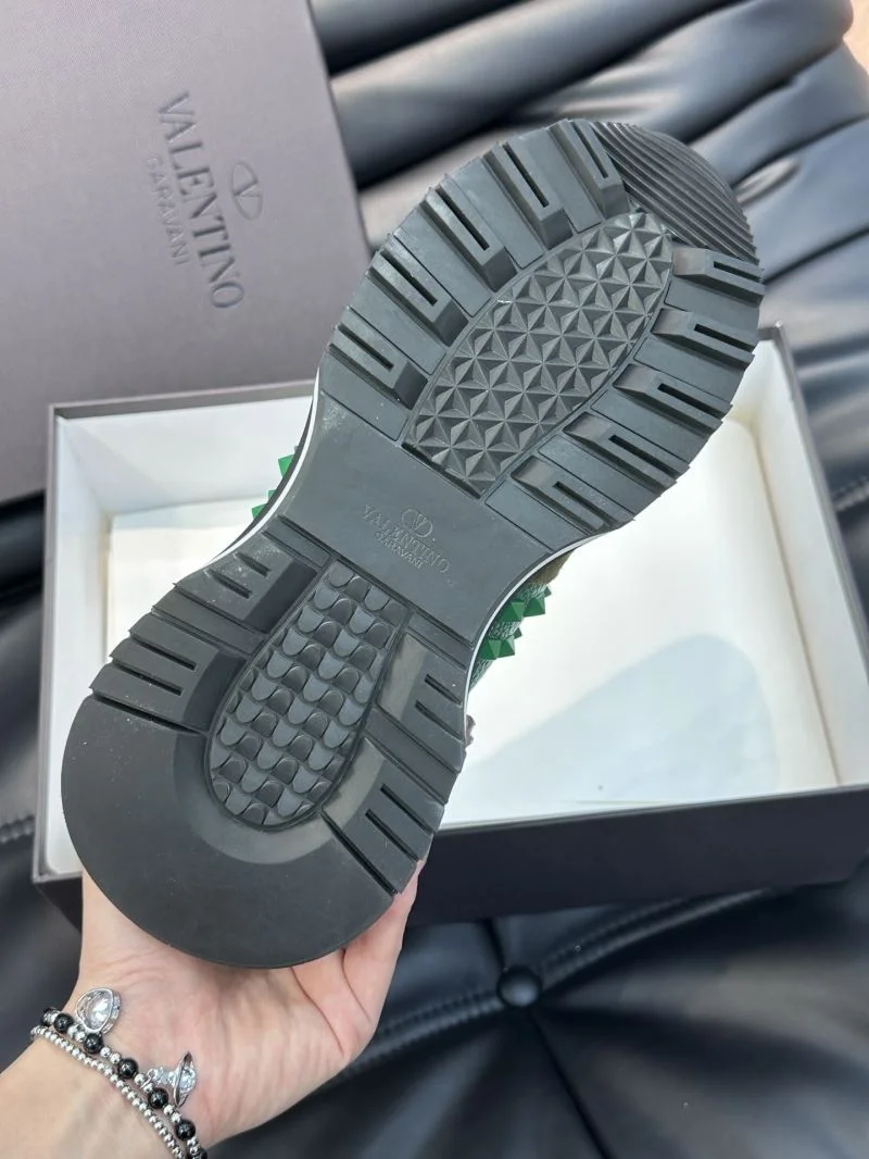 RelaxedFit Valentino Rockrunner Shoes 35802