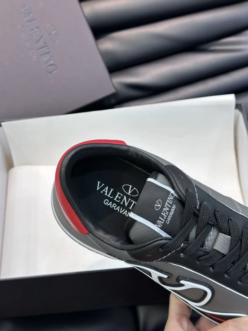 OnTrend Valentino Rockrunner Shoes 35798