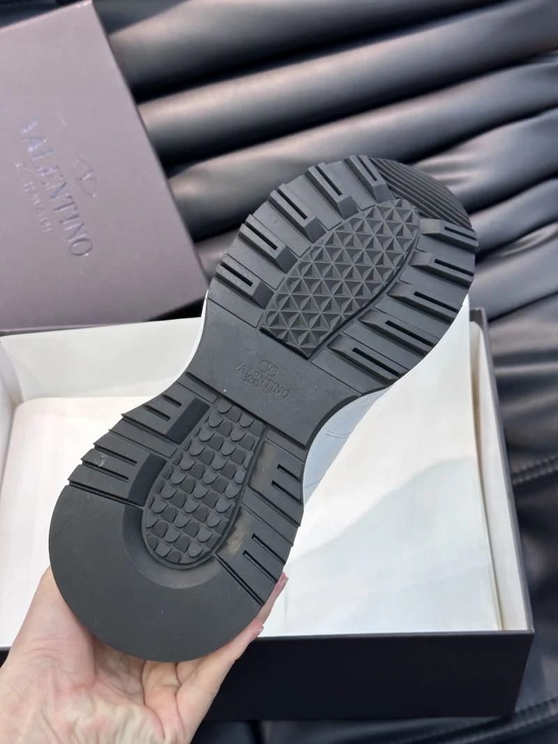 SmoothTexture Valentino Rockrunner Shoes 35792