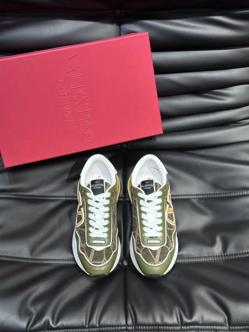Valentino Rockrunner Shoes Functional 35779