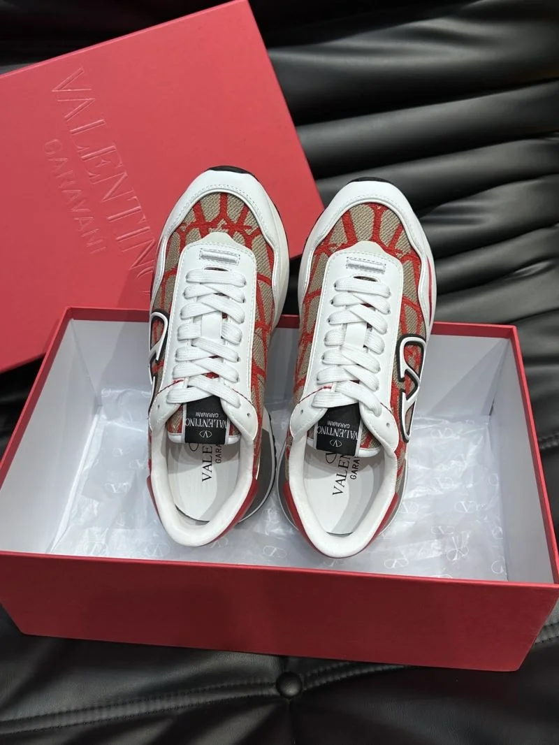 Valentino Rockrunner Shoes TravelReady 35784