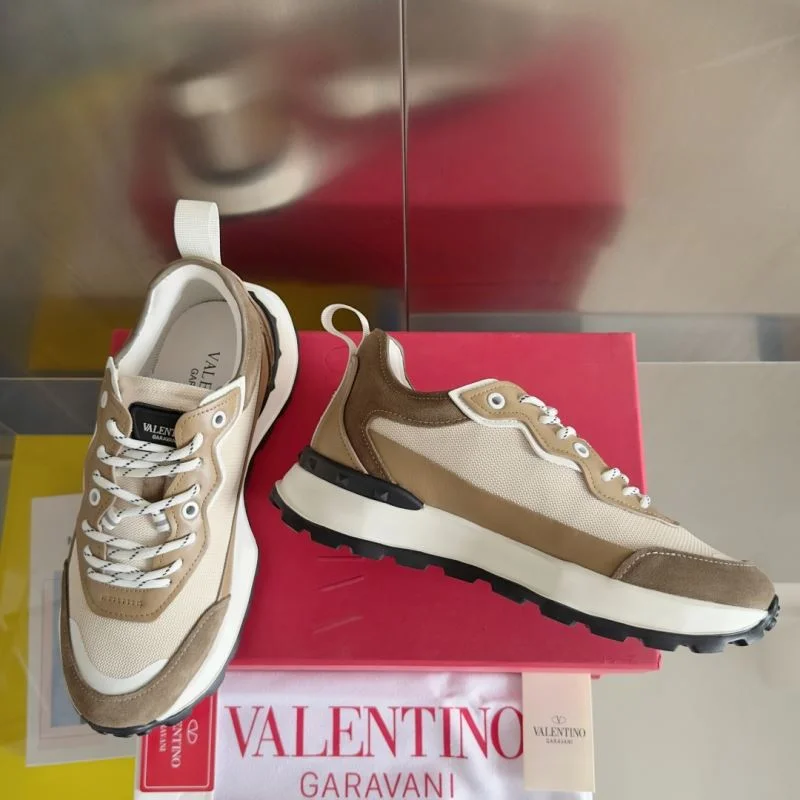 Valentino Rockrunner Shoes FreshLook 36375