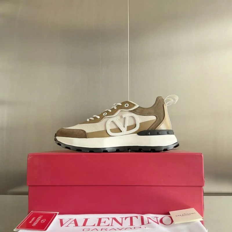 Valentino Rockrunner Shoes FreshLook 36375