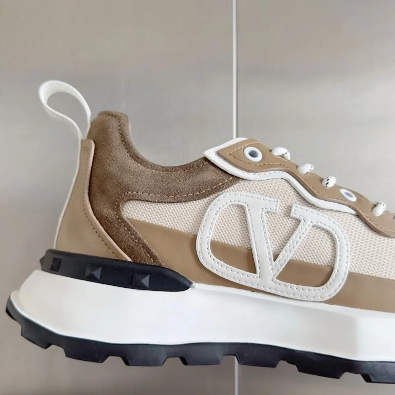 Valentino Rockrunner Shoes FreshLook 36375